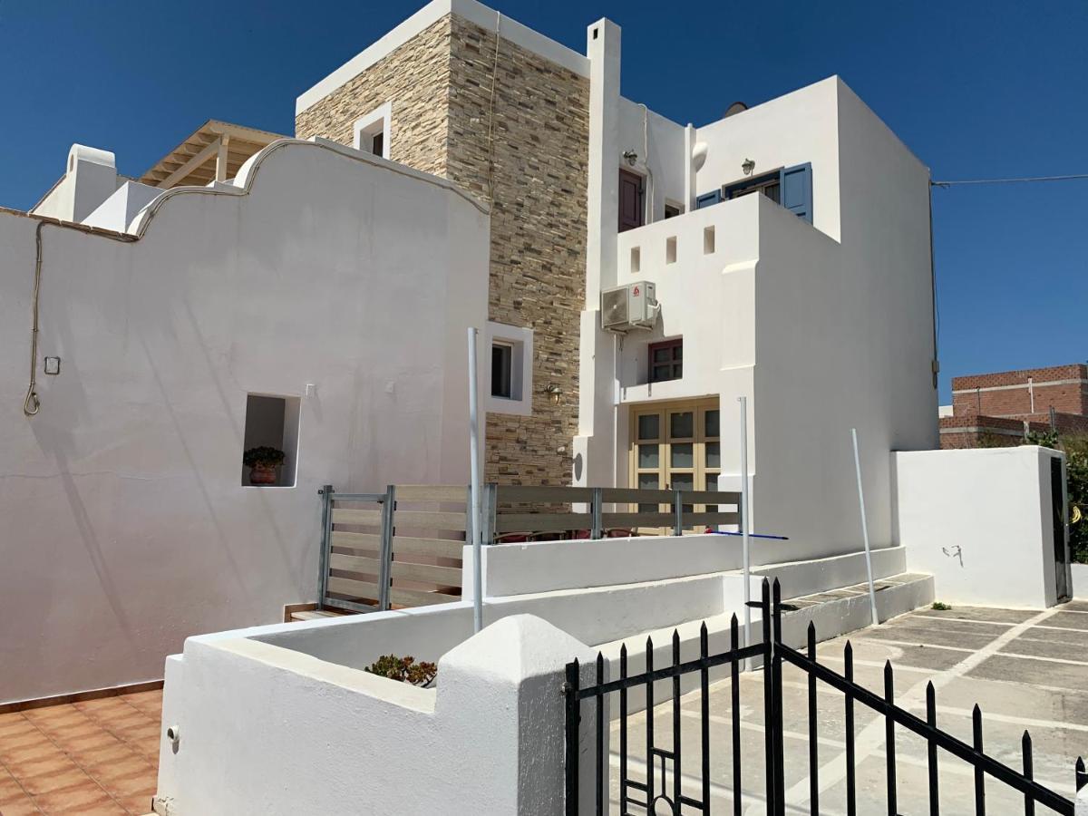 Dimitris Apartments Naxos City Esterno foto